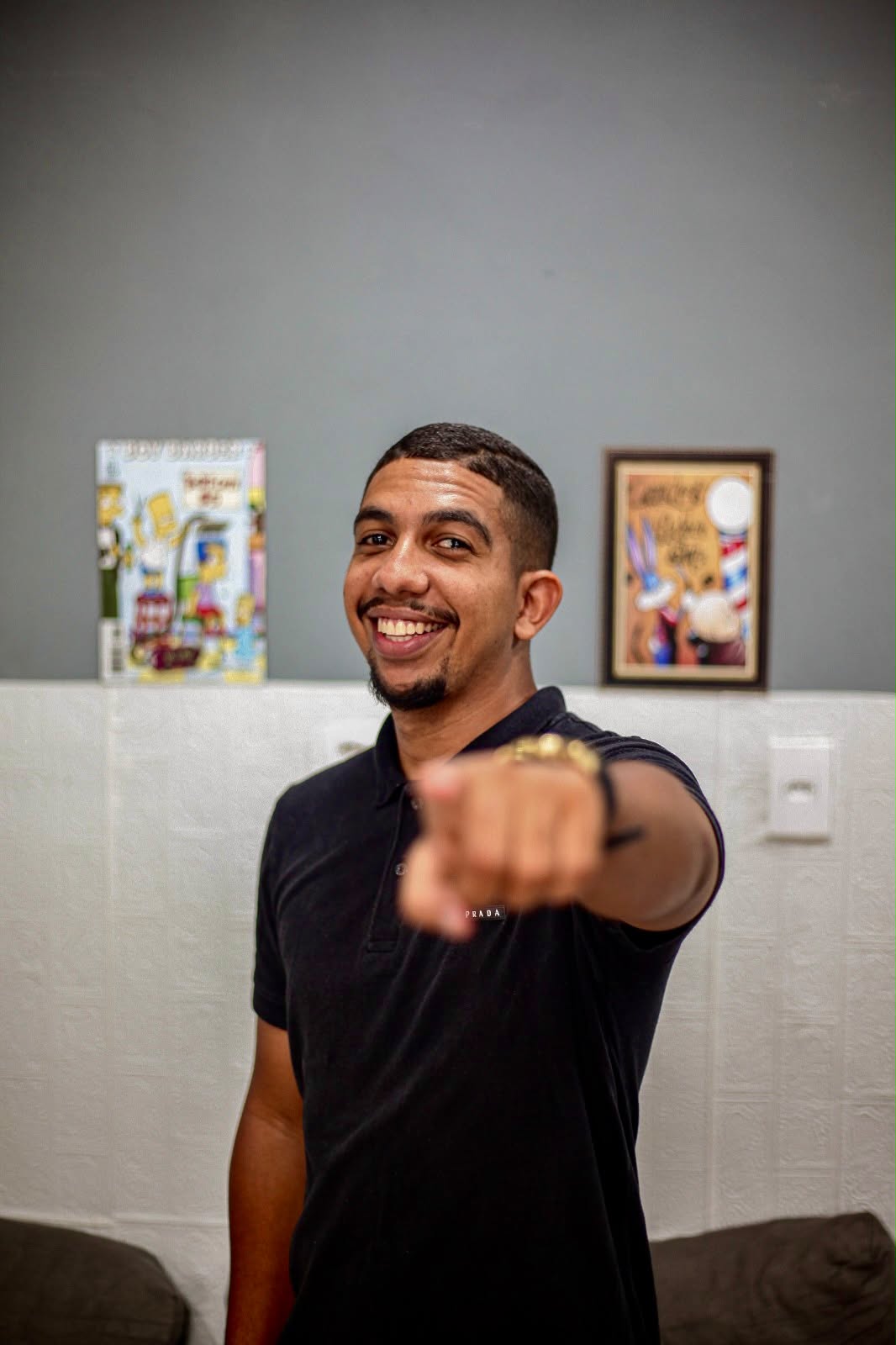 Valter, barbeiro e fundador da Barbearia Valter Cortes